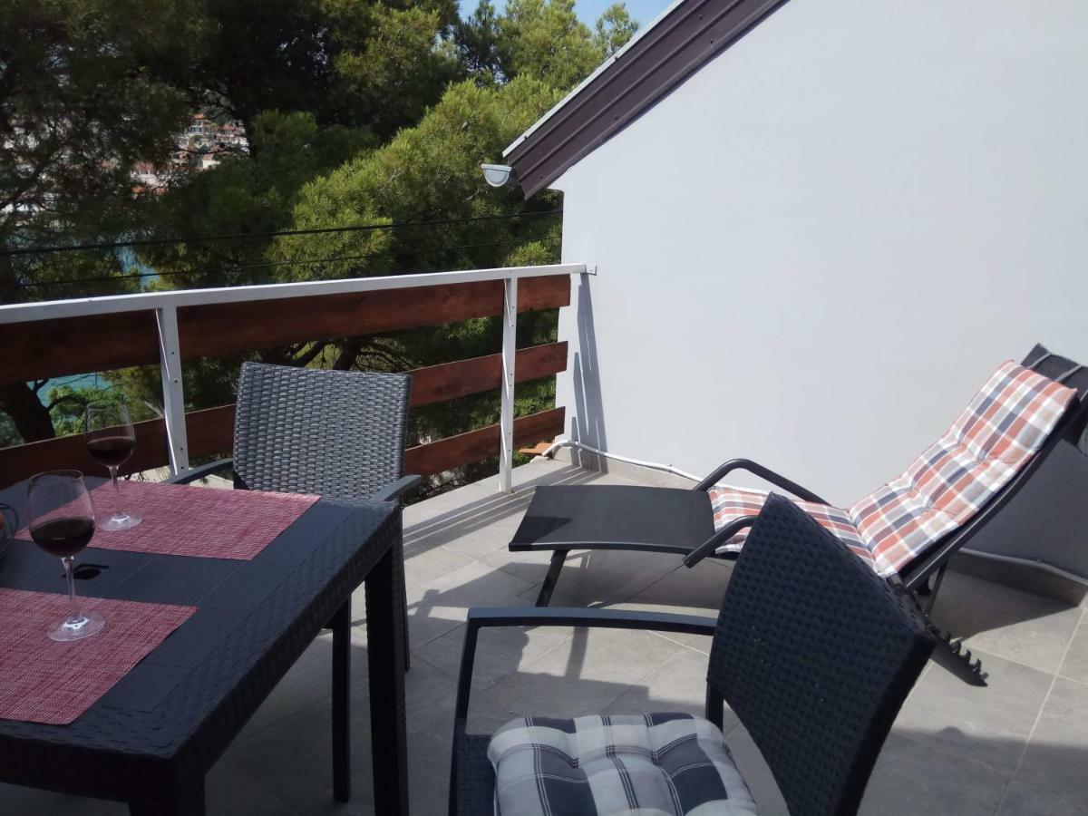 Apartman Slava Tisno Exterior photo