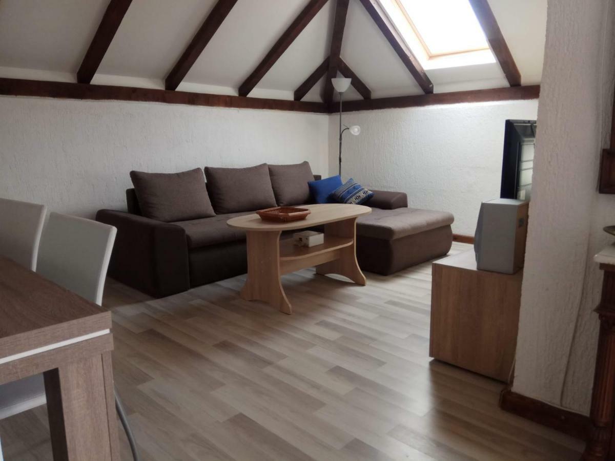 Apartman Slava Tisno Exterior photo
